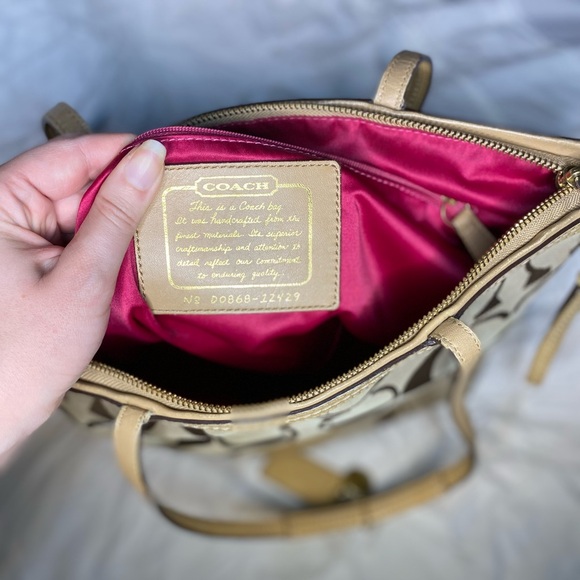 Coach Signature Canvas Logo Stripe Tote Bag - Picture 8 of 9